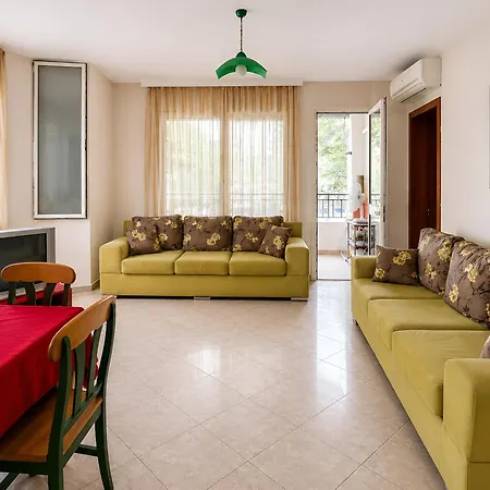 Appartement Cozy In 3 Min From The Golem (Tirana)